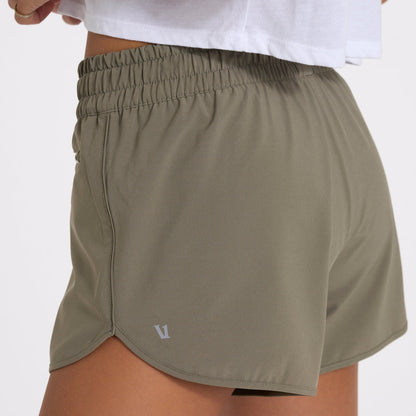 Vuori Clementine 4" Short 2.0
